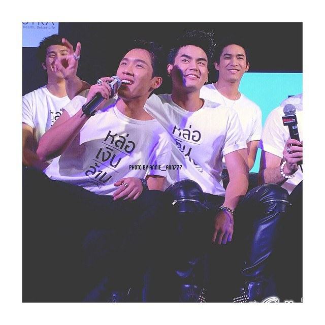 หล่อสไตล์ดาราไทย