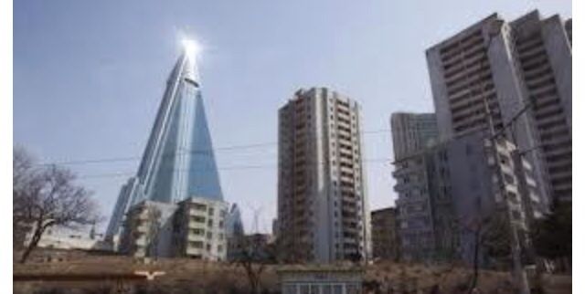 เกาหลีเหนือ เตรียมเปิดตึกปิรามิด สร้างนานกว่า 25ปี!
