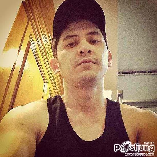 AHRON VILLENAใสๆแต่แซ่บ