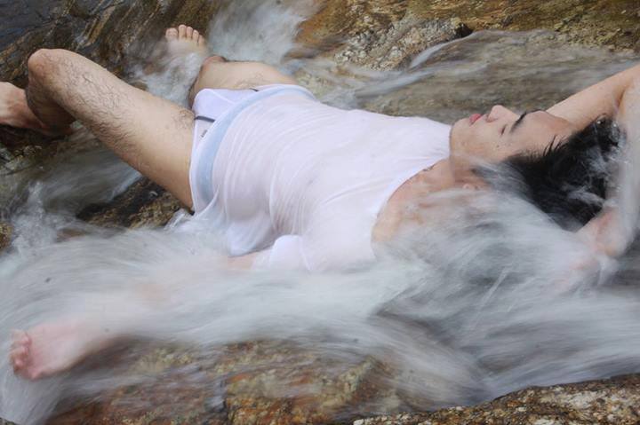 ผู้ชายผลัดกันชม 72 หน้าร้อนกับหนุ่มๆหลายหลาก