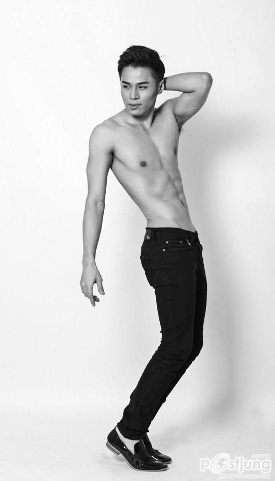 ถอดโชว์เรือนร่าง 461- Đ&agrave;m Quang Ph&uacute;c