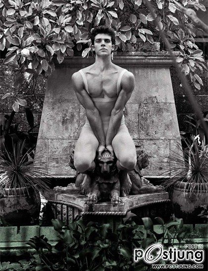 Roberto Bolle for Vanity Fair : HQ images
