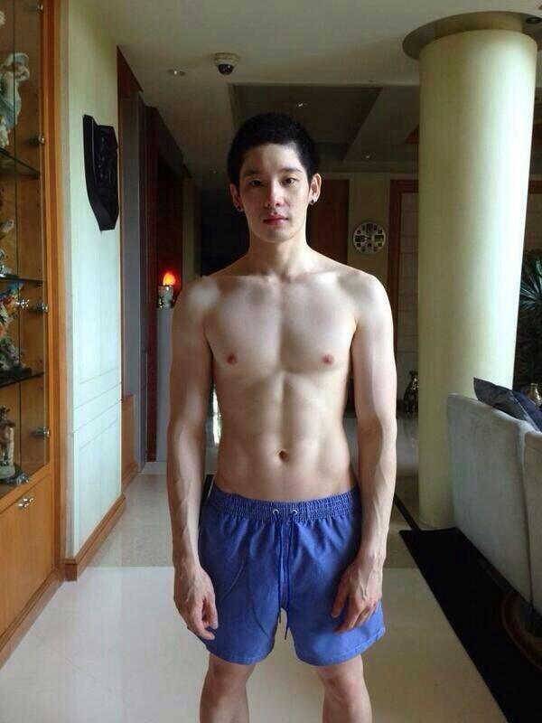 ตี๋ๆน่ารักเห็นรุปทีไรจะเป็นลมทุกที