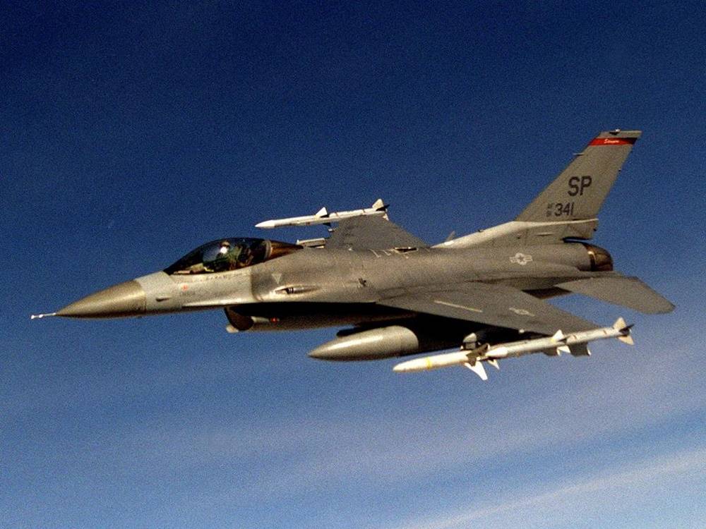 F-16-Falcon