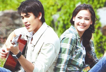 ณเดชน์ ญาญ่า คู่จิ้นแห่งปี