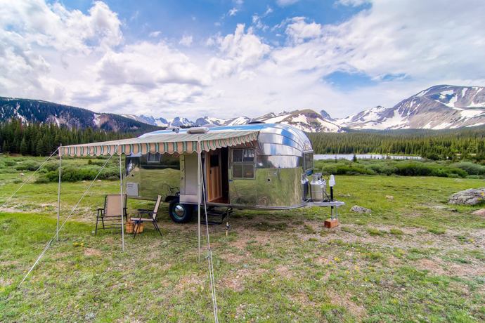 Stunning Restored 1954 Airstream Flying Cloud Travel Trailer