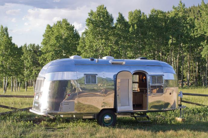 Stunning Restored 1954 Airstream Flying Cloud Travel Trailer