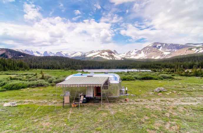 Stunning Restored 1954 Airstream Flying Cloud Travel Trailer