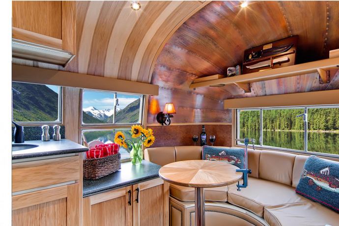 Stunning Restored 1954 Airstream Flying Cloud Travel Trailer