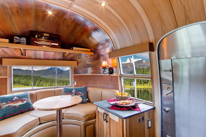 Stunning Restored 1954 Airstream Flying Cloud Travel Trailer