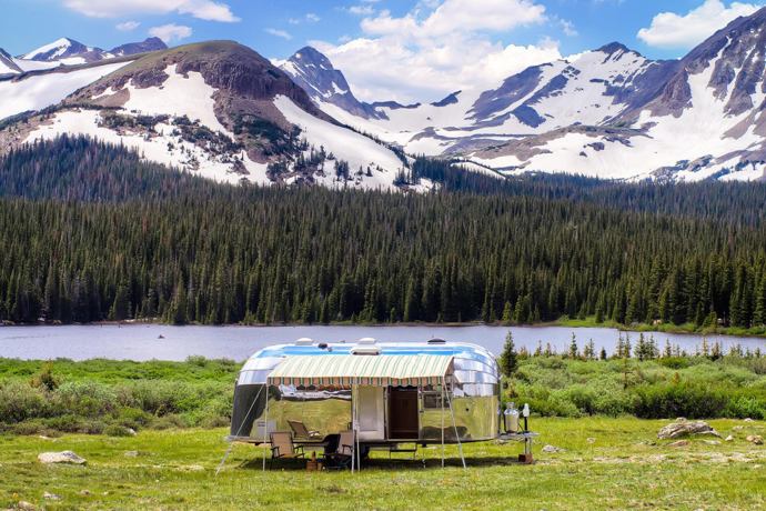 Stunning Restored 1954 Airstream Flying Cloud Travel Trailer