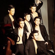 6 หนุ่มฮอต THESTAR ถ่ายแบบนิตยสารเปรียว ฉลองครบรอบ10ปี THESTAR