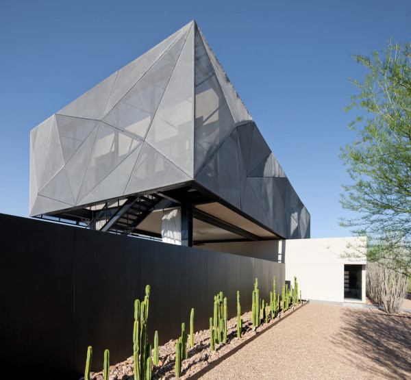 A Modern House in the Desert