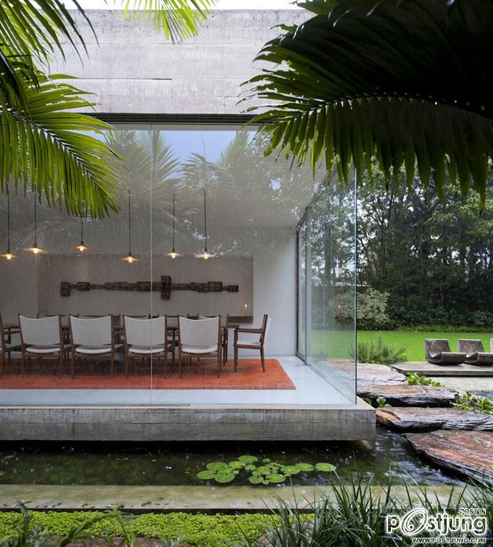 Yucatan House by Isay Weinfeld