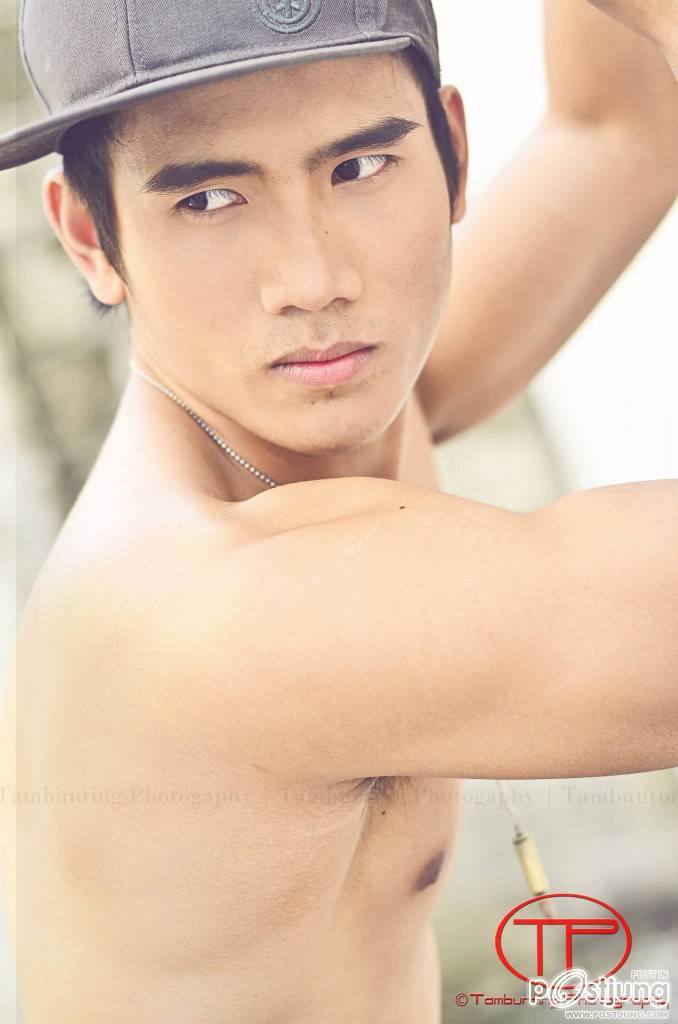 กำลังกรุบกริบๆว่าป่ะ