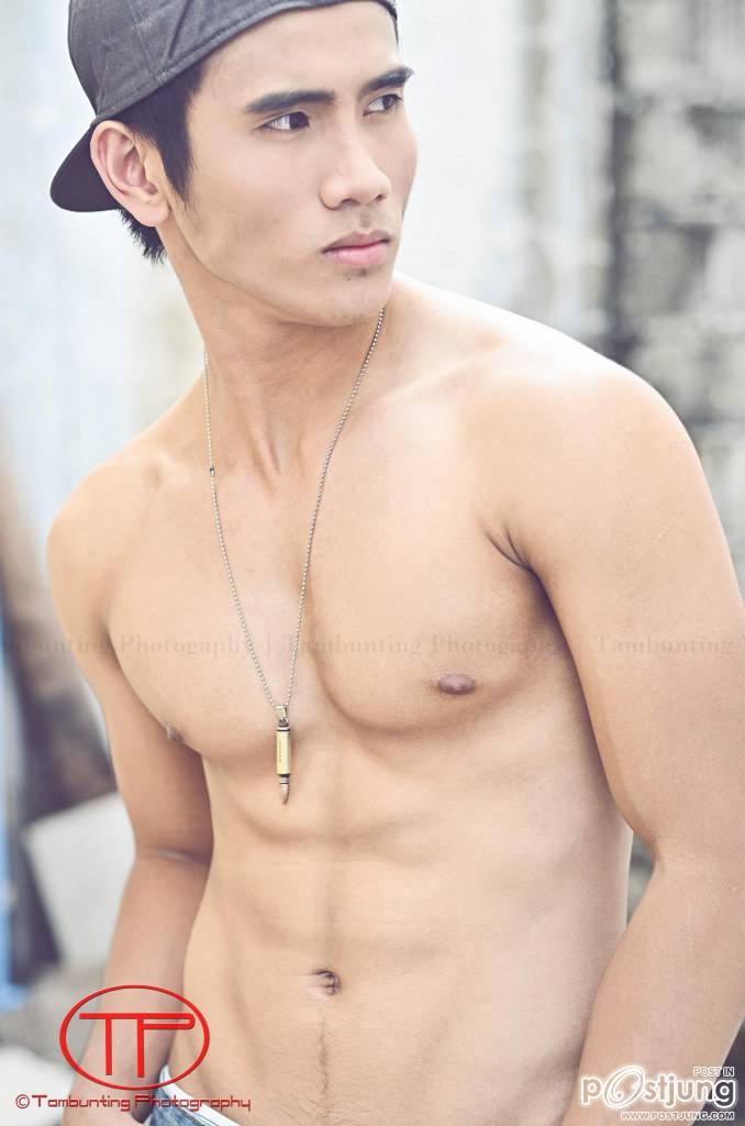 กำลังกรุบกริบๆว่าป่ะ