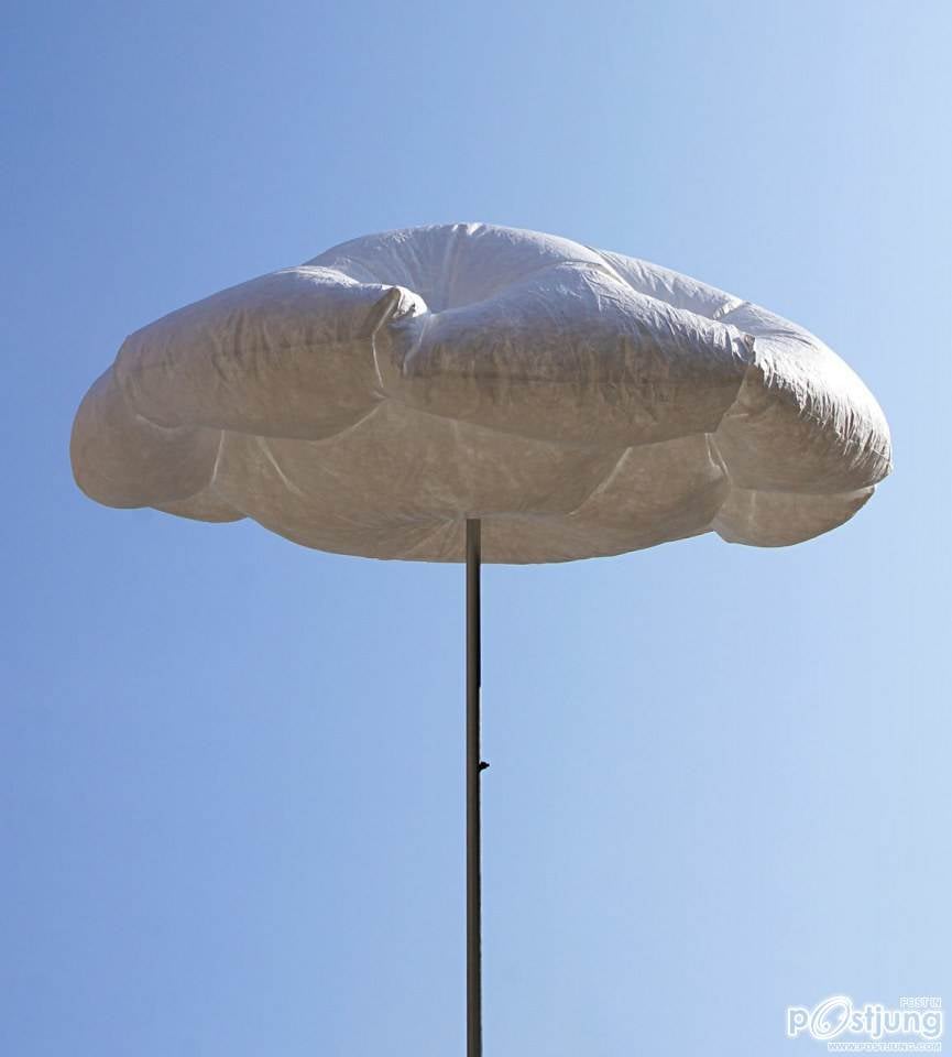 A Parasol that Inflates When the Sun is Shining