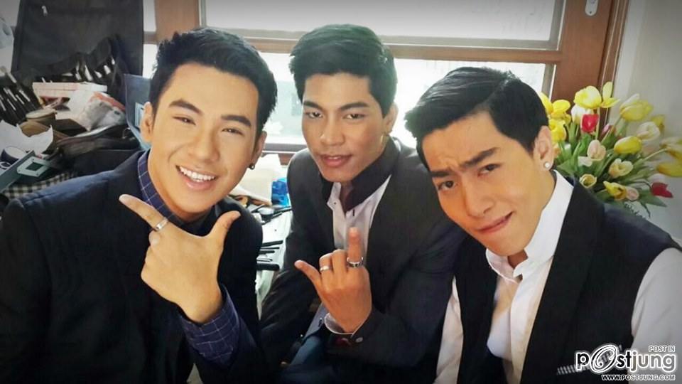 The star ร่วมกันถ่ายภาพลงนิตรสารเปรียวว#หล่อๆสวยๆๆ