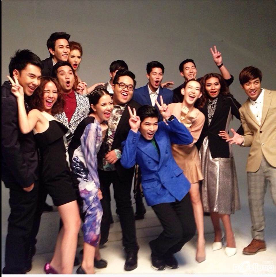 The star ร่วมกันถ่ายภาพลงนิตรสารเปรียวว#หล่อๆสวยๆๆ