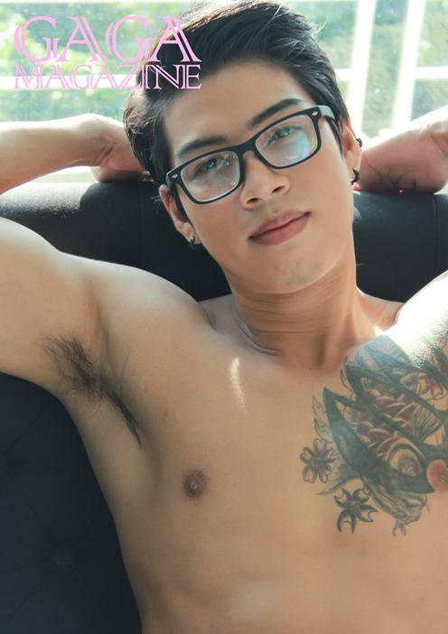 หนุ่มหล่อคนแรกจาก GAGA MAGAZINE