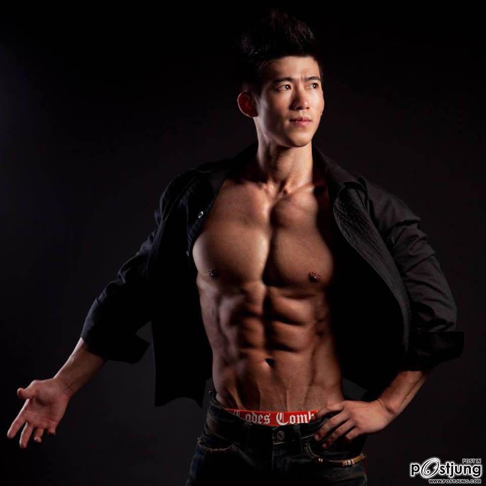 แกร่งล่ำๆฟินเลย