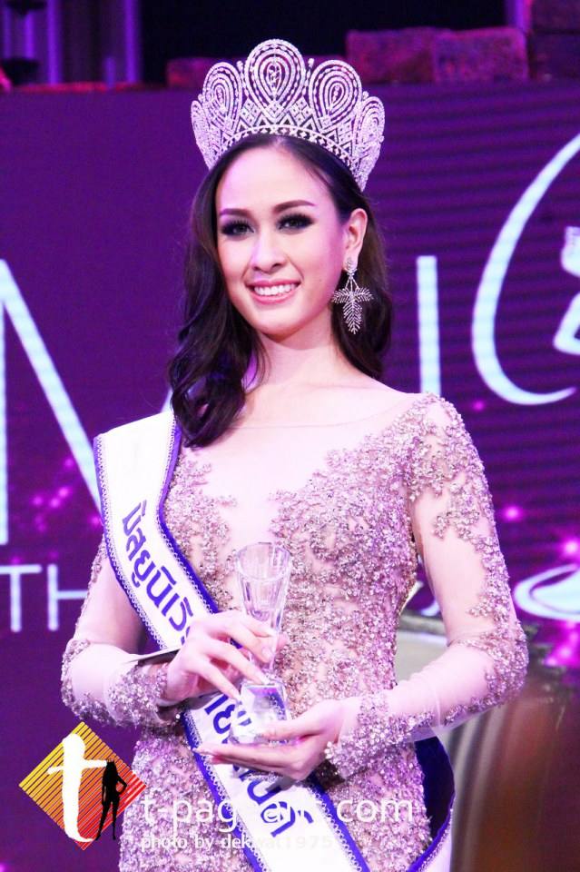 ขอแสดงความยินดีกับ Miss Universe Thailand 2014 เวฬุรีย์ ดิษยบุตร