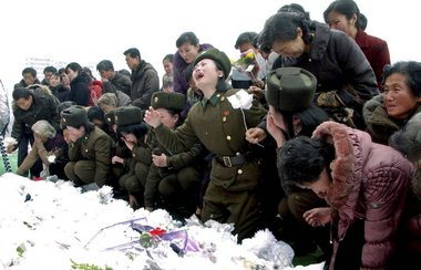 ชาวเกาหลีเหนือร้องไห้