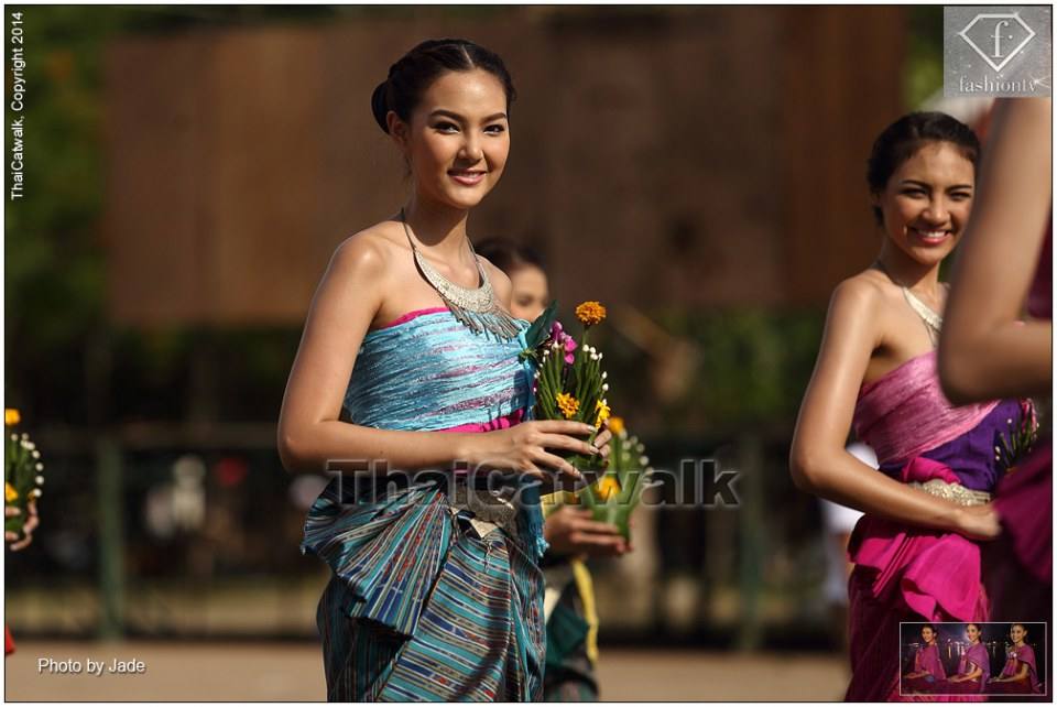 Miss Universe Thailand ร่วมสืบสานวัฒนธรรมประเพณีบุญผะเหวด จ.ร้อยเอ็ด