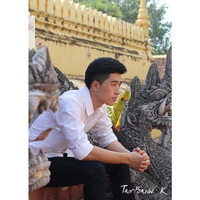 ผู้บ่าวลาว