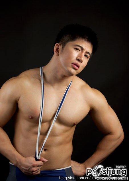 กล้ามล่ำฉ้านนนฟิน01