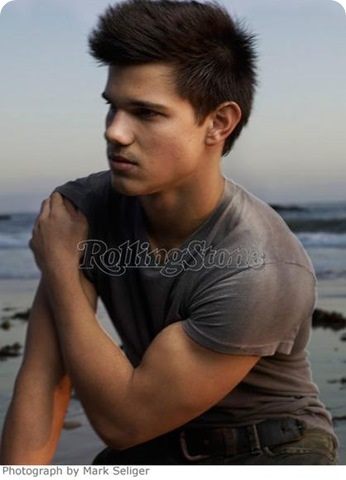 Taylor Lautner หล่อทุกมุม