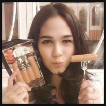 ดารากับ Bucher Schweinewurst