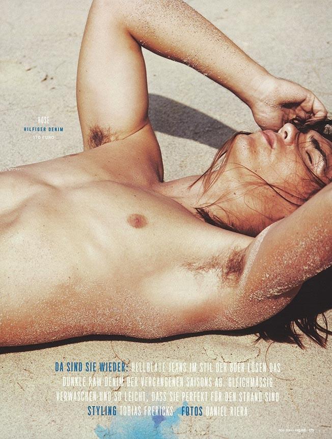 ไอ้หนุ่มผมยาว Travis Smith - Wash & Go (GQ Germany)