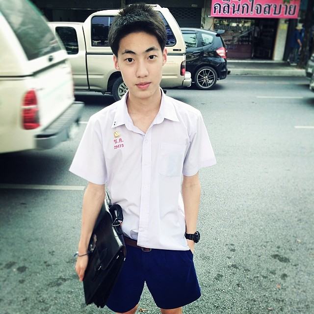 หนุ่มน้อยน่ารัก พร้อม IG 2