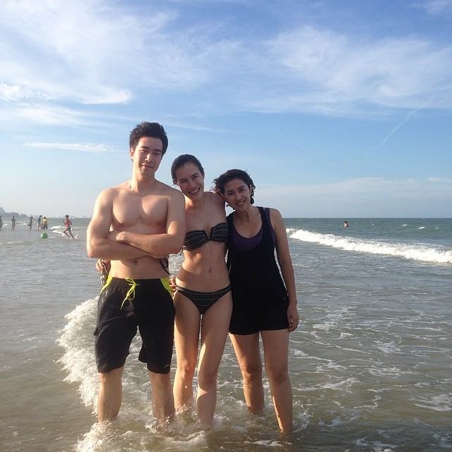 ฉันรักเขา ซัน ประชากร