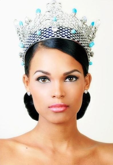 ยังจำสาวผิวเข้ม หน้าคมคนนนี้ได้หรือเปล่า Miss Dominican Republic 2009 Ada Aimee de la Cruz