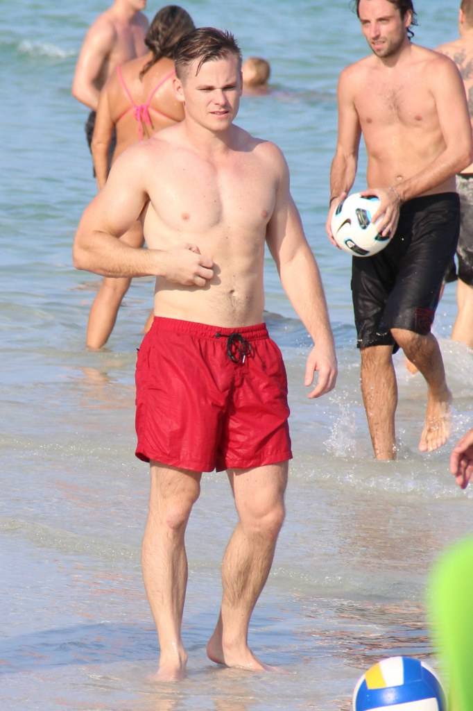 เตือนสาวห้ามไปฟูลมูน เกาะพะงัน (ระวังน้ำเดิน)