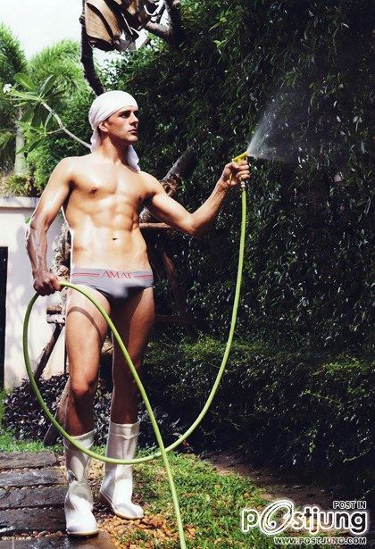 My Super Handyman : GLOW Magazine