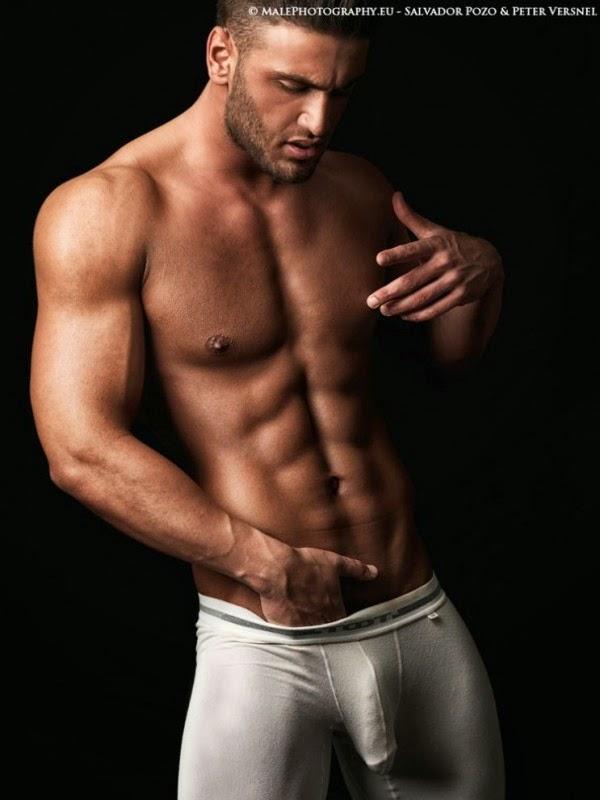 หนุ่มแซ่บเป็นต่อ รูปหล่อเป็นรอง 12