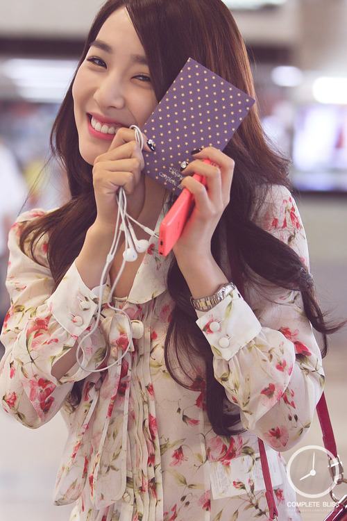 tiffany snsd สาวตายิ้ม สวยน่ารักสดใส