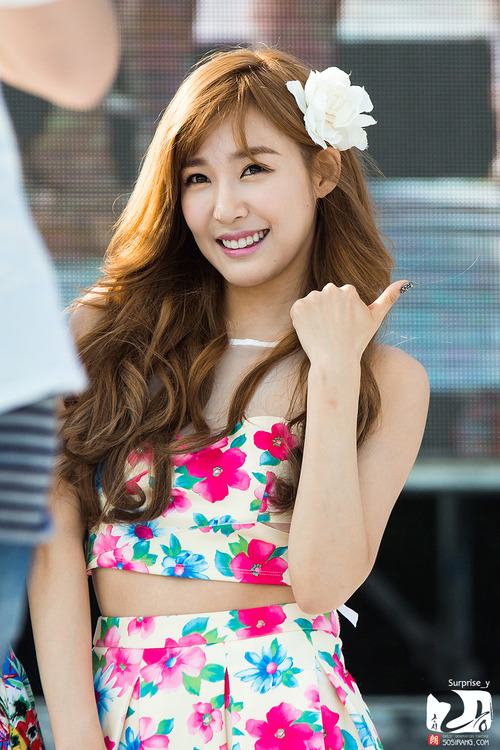 tiffany snsd สาวตายิ้ม สวยน่ารักสดใส