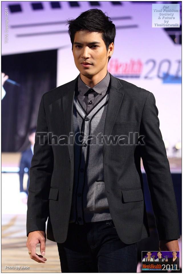 ผู้ชายผลัดกันชม78 ดารา นายแบบ ผู้เข้าประกวด หล่อบ้างอะไรบ้าง