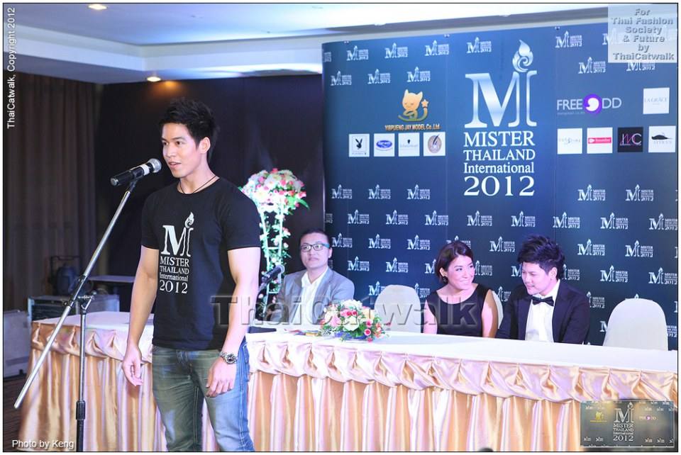 ผู้ชายผลัดกันชม78 ดารา นายแบบ ผู้เข้าประกวด หล่อบ้างอะไรบ้าง