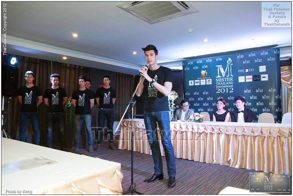 ผู้ชายผลัดกันชม78 ดารา นายแบบ ผู้เข้าประกวด หล่อบ้างอะไรบ้าง