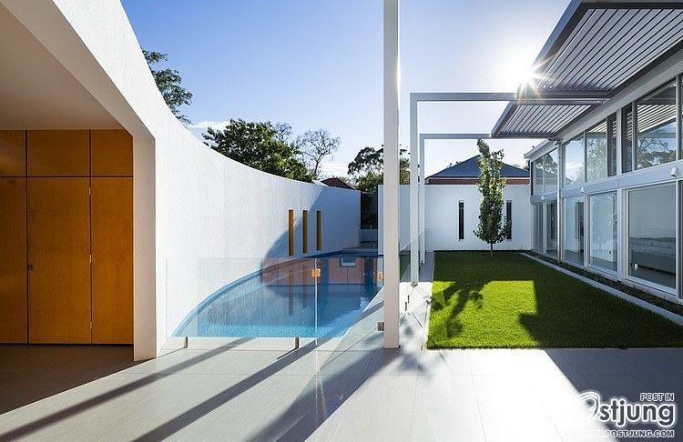 Prestipino House by Max Pritchard Architects