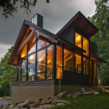 River Road Renovation by Peninsula Architects