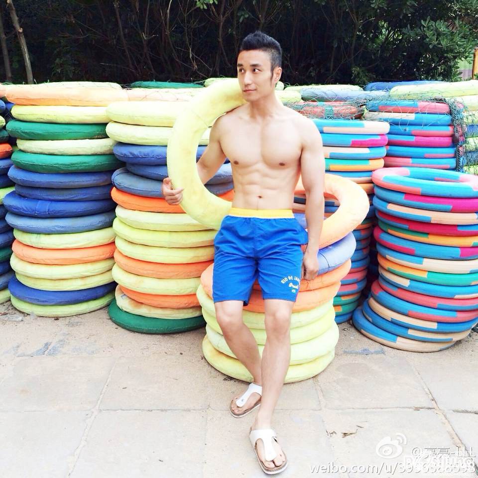 ถอดโชว์เรือนร่าง 578