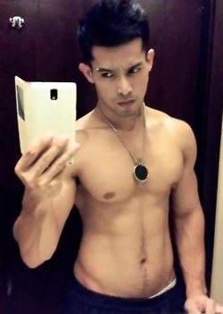 ถอดโชว์เรือนร่าง 586