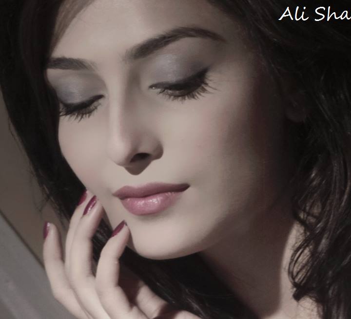 Ayeza khan (Aiza)