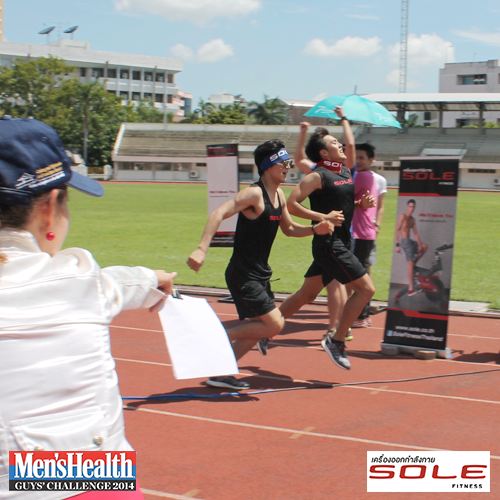 "วิ่งสู้ฟัด ผลัดกันวิ่ง"กับหนุ่ม Men's Health Guys' Challenge 2014 และ 3 พี่น้องครอบครัว ฉัตรบริรักษ์
